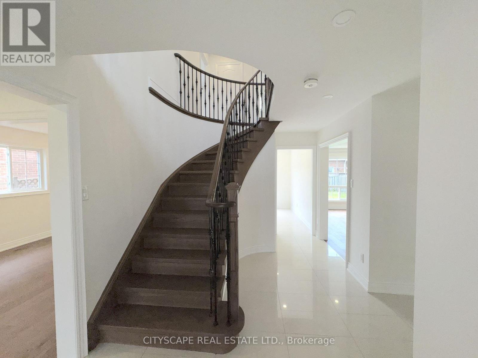 6 Diane Court, Brampton, Ontario  L6Y 3E3 - Photo 19 - W13530696