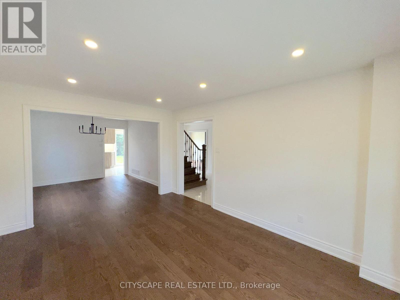 6 Diane Court, Brampton, Ontario  L6Y 3E3 - Photo 9 - W13530696