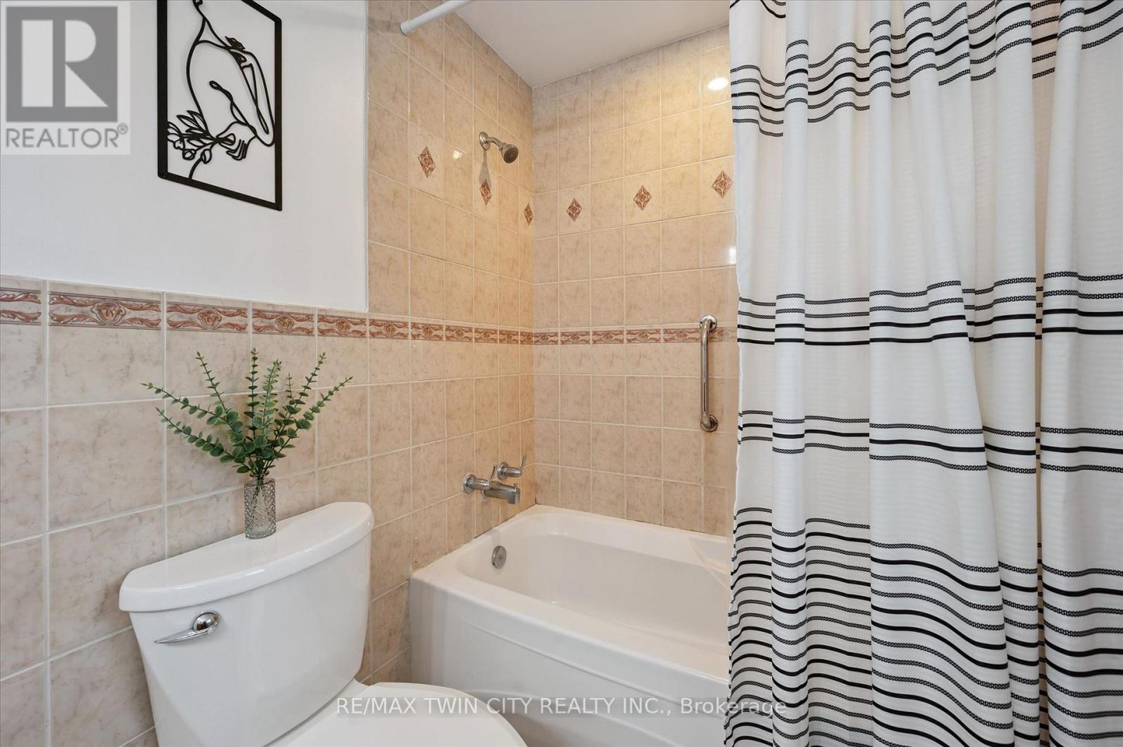 269 Ross Avenue, Kitchener, Ontario N2A 1V7 - Photo 14 - X13530676