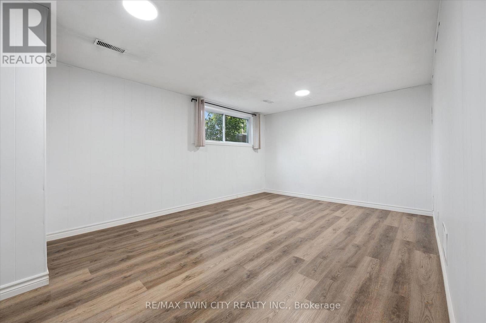 269 Ross Avenue, Kitchener, Ontario N2A 1V7 - Photo 15 - X13530676