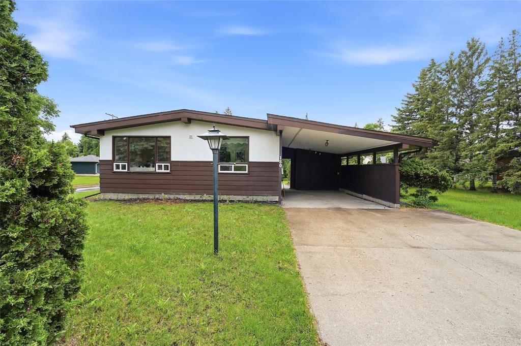 180 Emerson Avenue, Winnipeg, Manitoba  R2G 1E9 - Photo 1 - 202614831