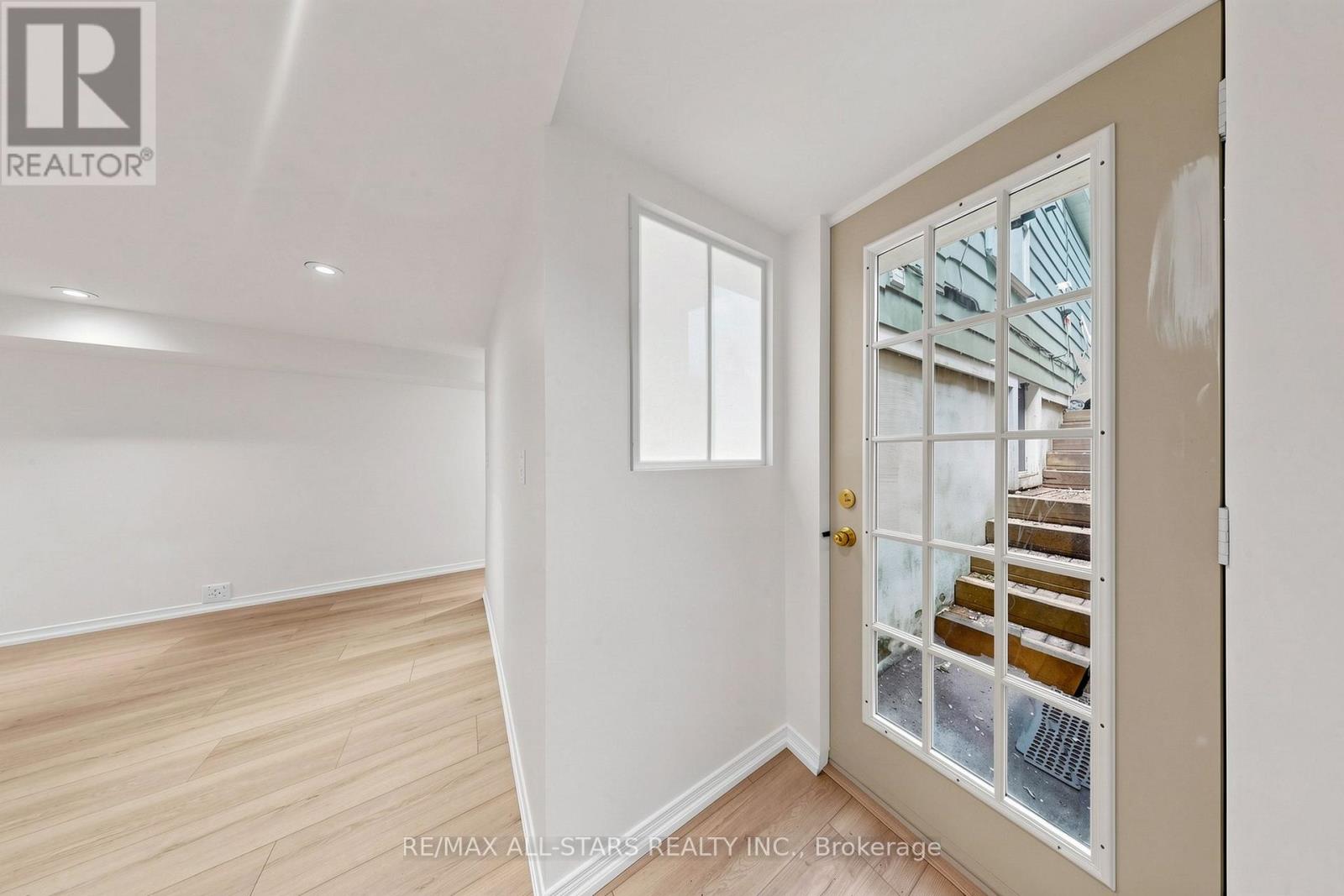 68 Macpherson Avenue, Toronto, Ontario  M5R 1W8 - Photo 36 - C13487144