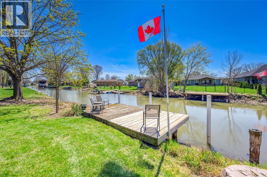 4731 St Clair Parkway, Port Lambton, Ontario  N0P 2B0 - Photo 9 - 26016191