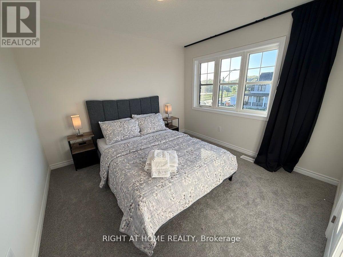 28 FEDERICA CRESCENT, Wasaga Beach