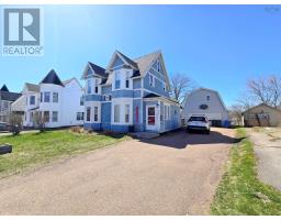 13 West Victoria Street, Amherst, Nova Scotia