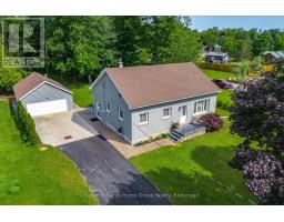 28 PEEL STREET W, Mapleton, Ontario