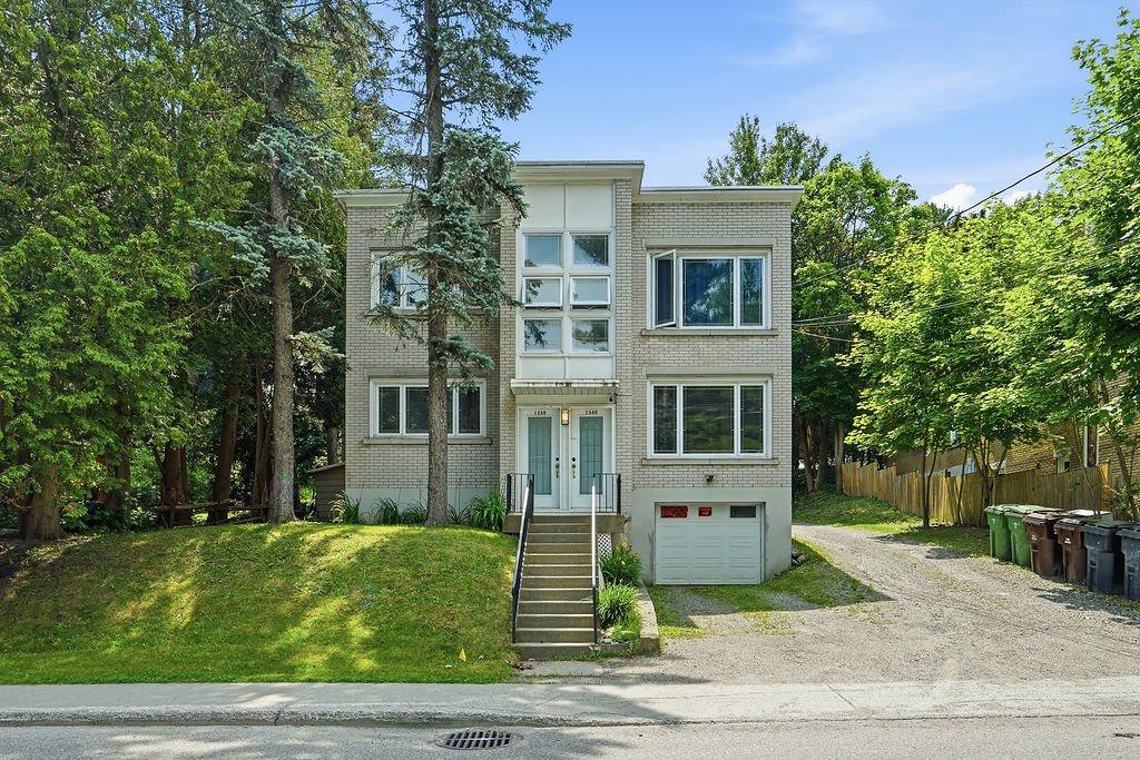1338-1340 Rue Prospect Sherbrooke (Les Nations) Quebec Canada J1J1J5 2