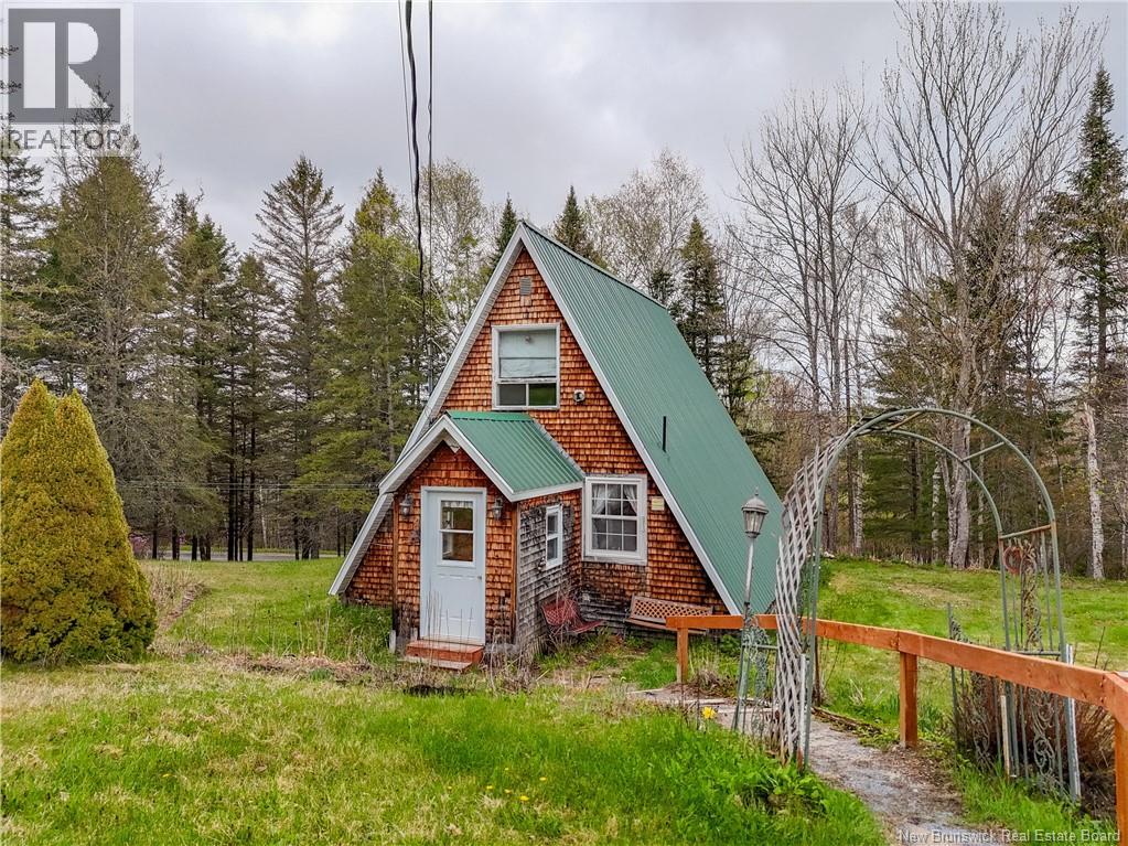 <h3>$219,500</h3><p>8 Boyne Lane, Burtts Corner, New Brunswick</p>