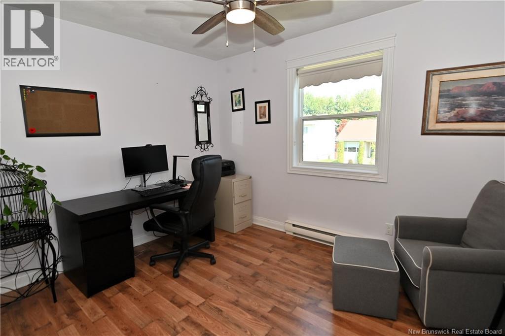 37 Lansdown Avenue, Oromocto, New Brunswick  E2V 4J7 - Photo 23 - NB143302
