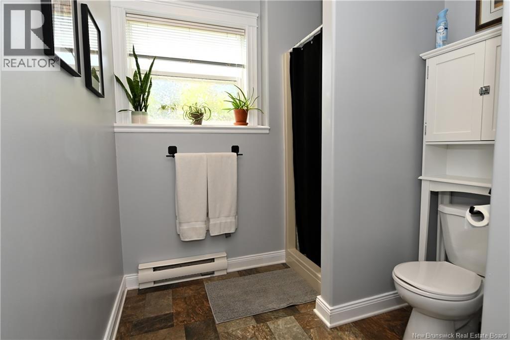37 Lansdown Avenue, Oromocto, New Brunswick  E2V 4J7 - Photo 32 - NB143302