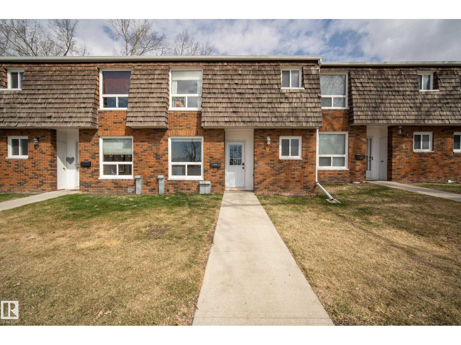 9 GREAT OA, Sherwood Park, Alberta