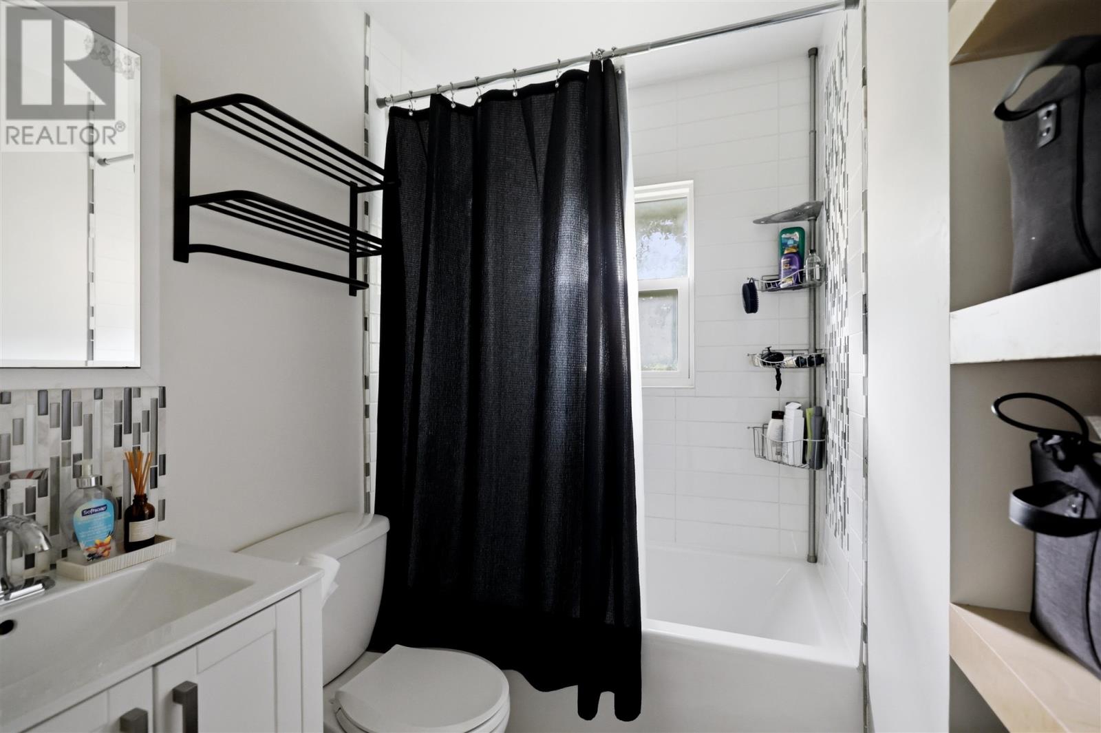 217 Birch St, Sault Ste. Marie, Ontario  P6B 2K1 - Photo 13 - SM261677