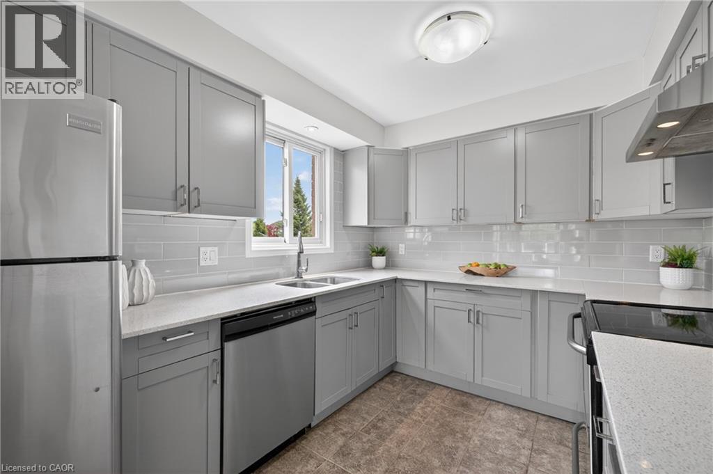 47 Marisa Street, Kitchener, Ontario  N2K 3V8 - Photo 8 - 40845867