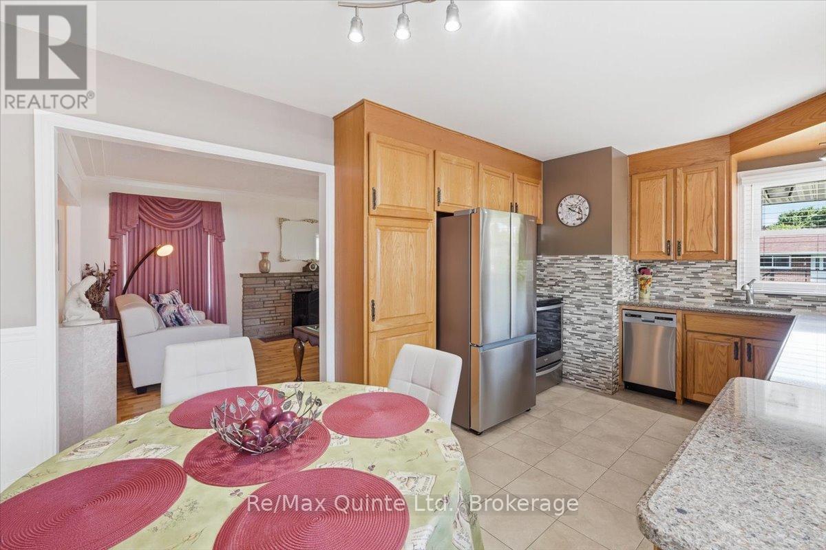 4 Gould Street, Quinte West, Ontario  K8V 1Y6 - Photo 8 - X13530984