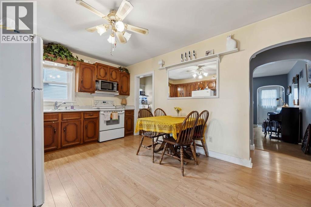 267 Ross Avenue, Sarnia, Ontario  N7T 1K1 - Photo 8 - 26015551