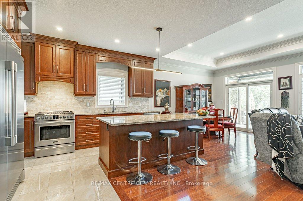 26 Elwood Street, Strathroy-Caradoc, Ontario  N7G 3H3 - Photo 12 - X13530876