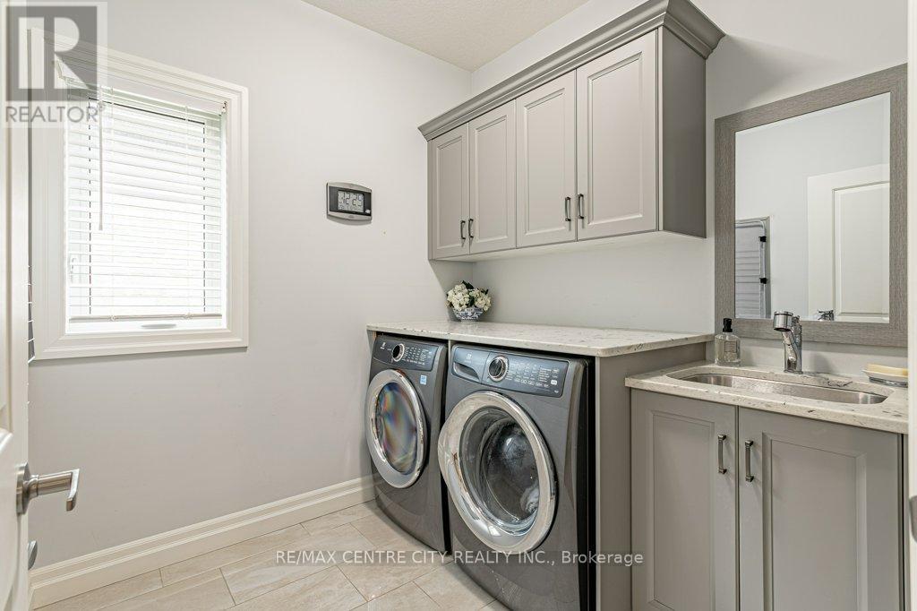 26 Elwood Street, Strathroy-Caradoc, Ontario  N7G 3H3 - Photo 18 - X13530876