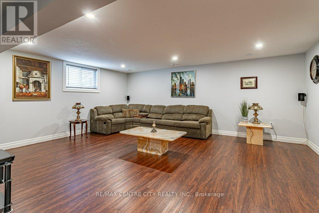 26 Elwood Street, Strathroy-Caradoc, Ontario  N7G 3H3 - Photo 28 - X13530876