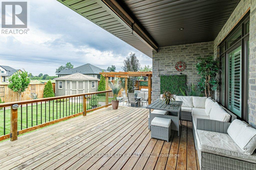 26 Elwood Street, Strathroy-Caradoc, Ontario  N7G 3H3 - Photo 32 - X13530876