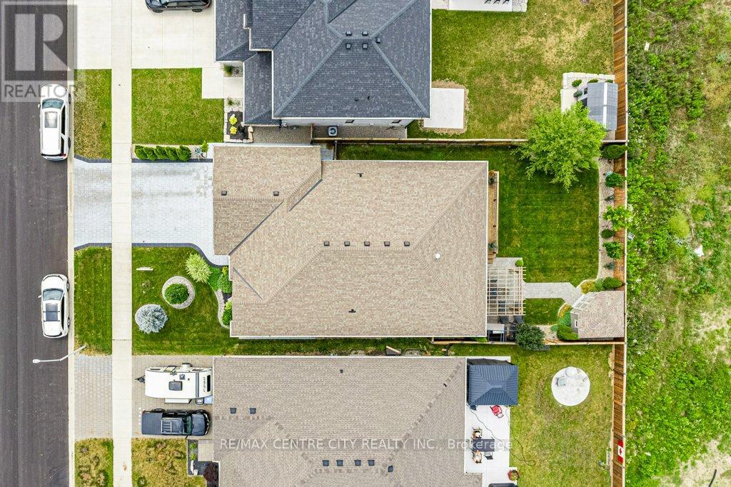 26 Elwood Street, Strathroy-Caradoc, Ontario  N7G 3H3 - Photo 44 - X13530876