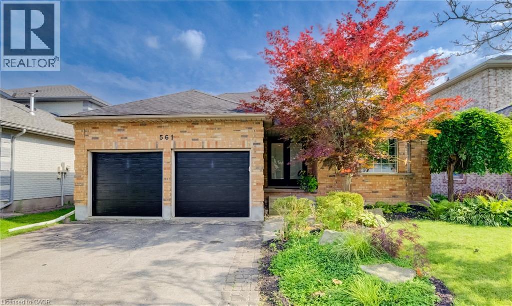 561 CHANCERY Lane, Waterloo, Ontario