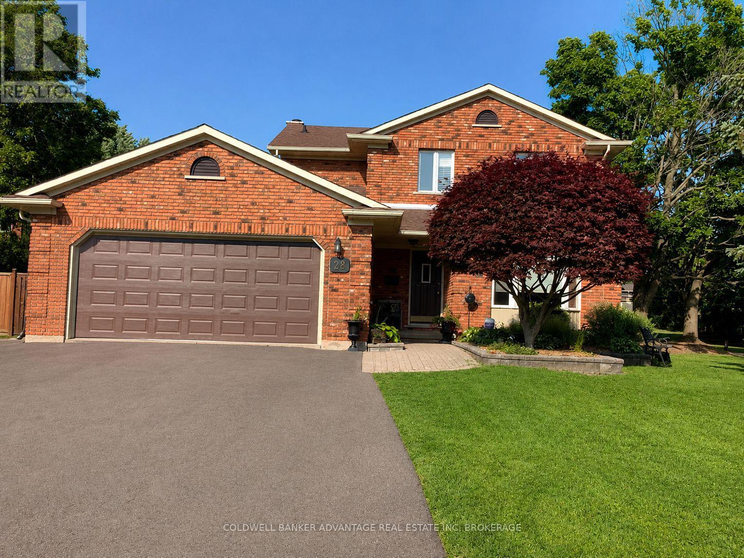 28 DIXON CRESCENT, Welland, Ontario