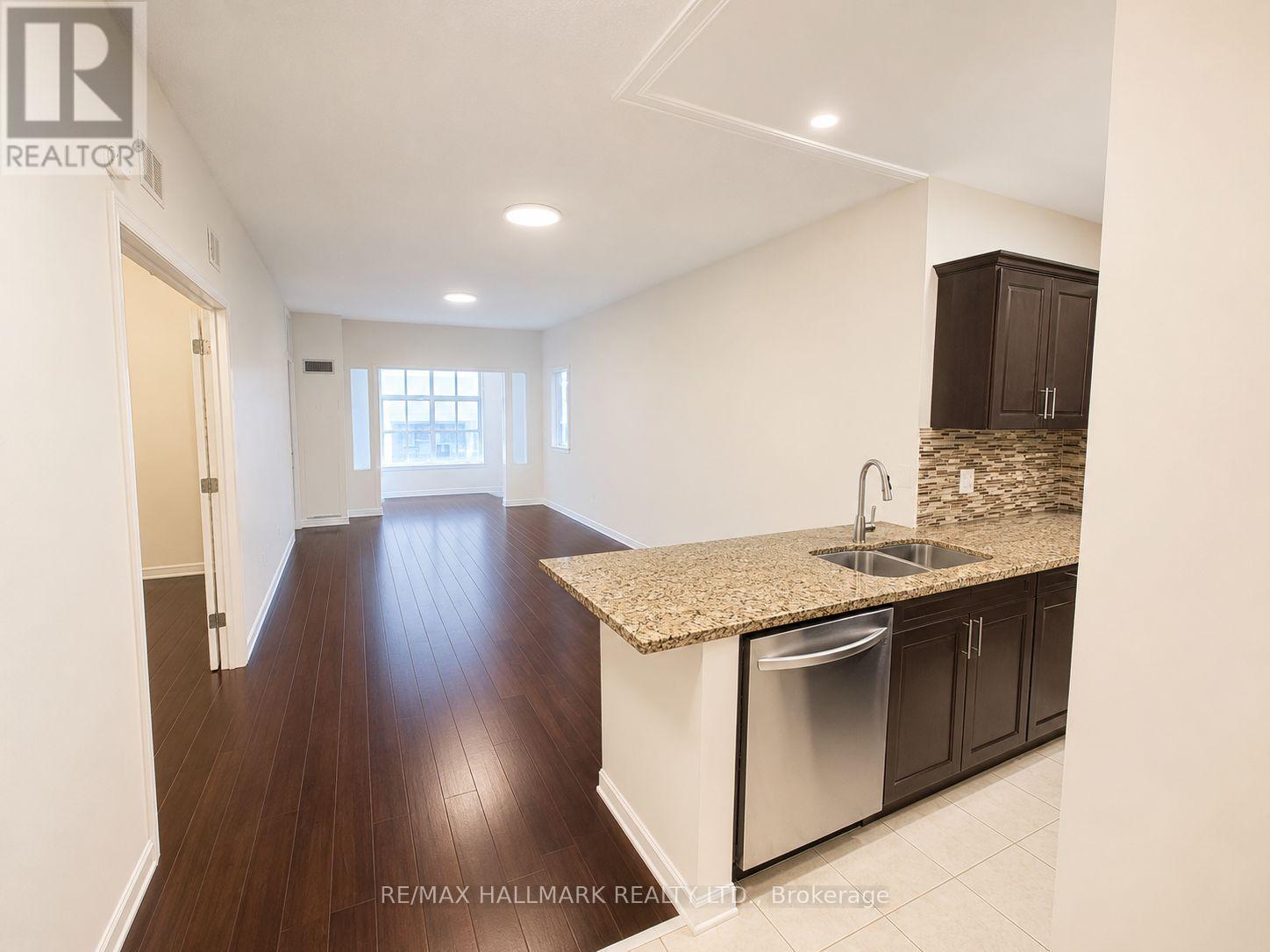 207 - 30 Greenfield Avenue, Toronto, Ontario  M2N 6N3 - Photo 4 - C13530926