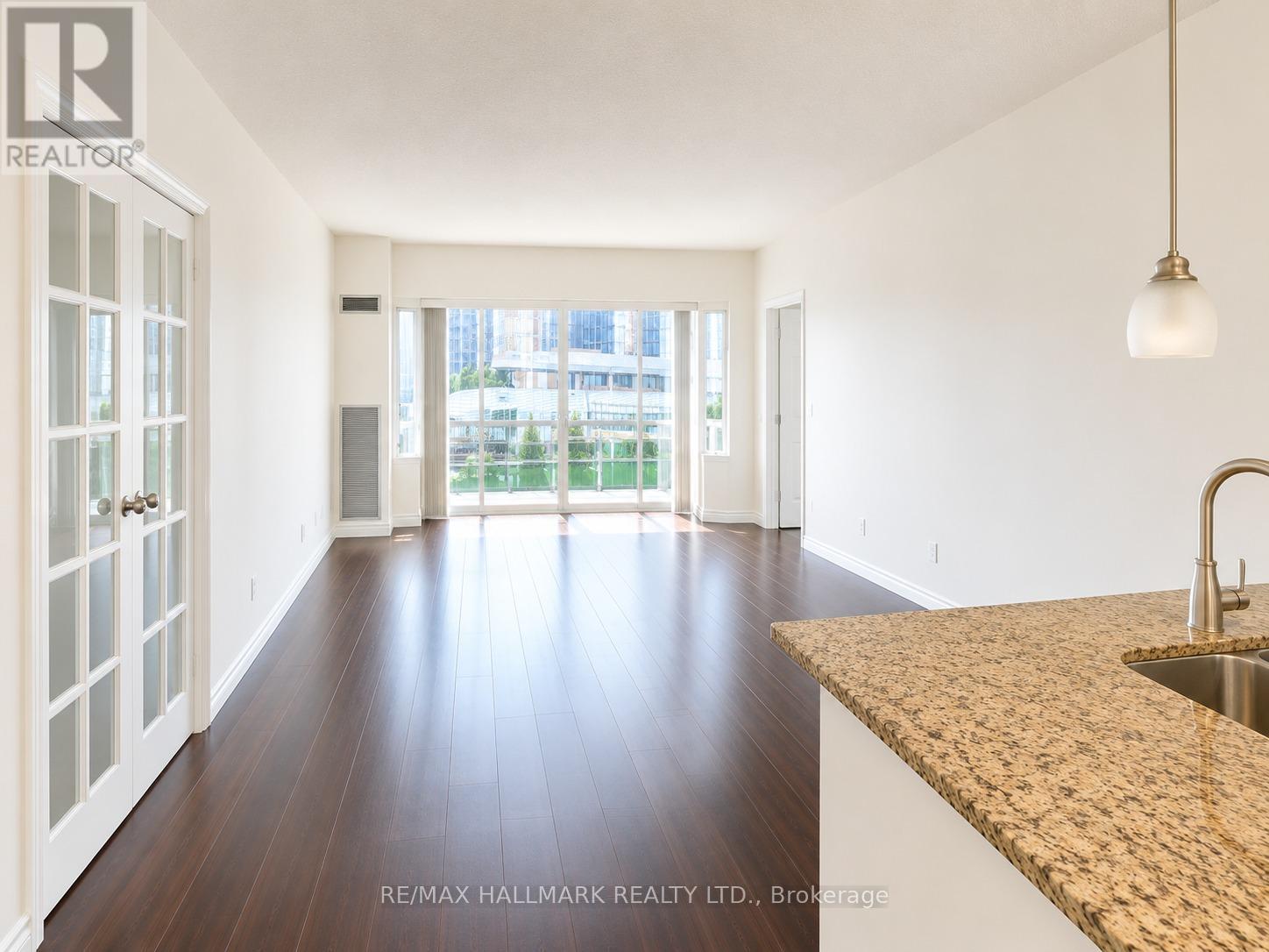 207 - 30 Greenfield Avenue, Toronto, Ontario  M2N 6N3 - Photo 5 - C13530926