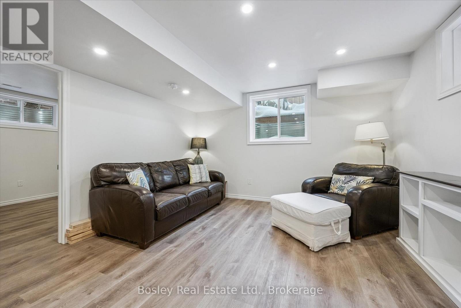 B - 24 Menzie Avenue, Guelph, Ontario  N1E 5X9 - Photo 11 - X13530846