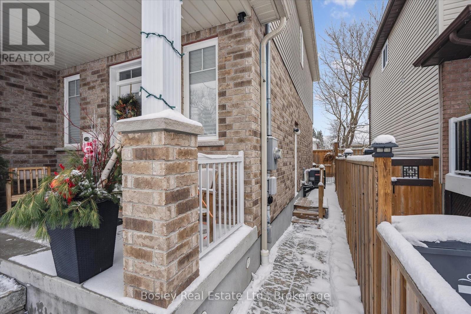 B - 24 Menzie Avenue, Guelph, Ontario  N1E 5X9 - Photo 3 - X13530846