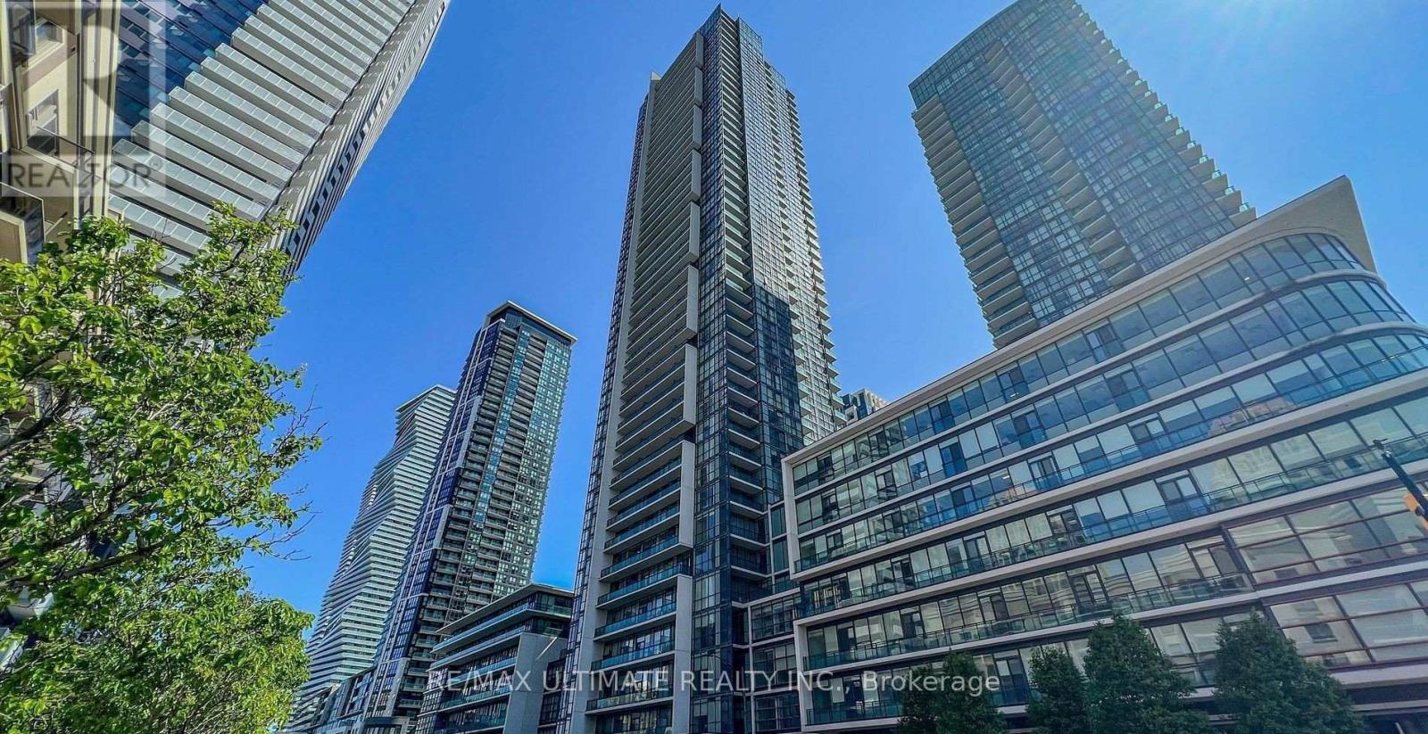 606 - 4070 CONFEDERATION PARKWAY, Mississauga, Ontario