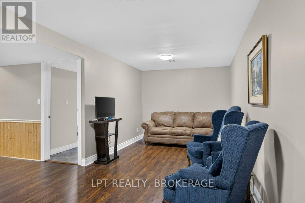 747 Shires Way, Kingston, Ontario  K7M 8X9 - Photo 21 - X13531084