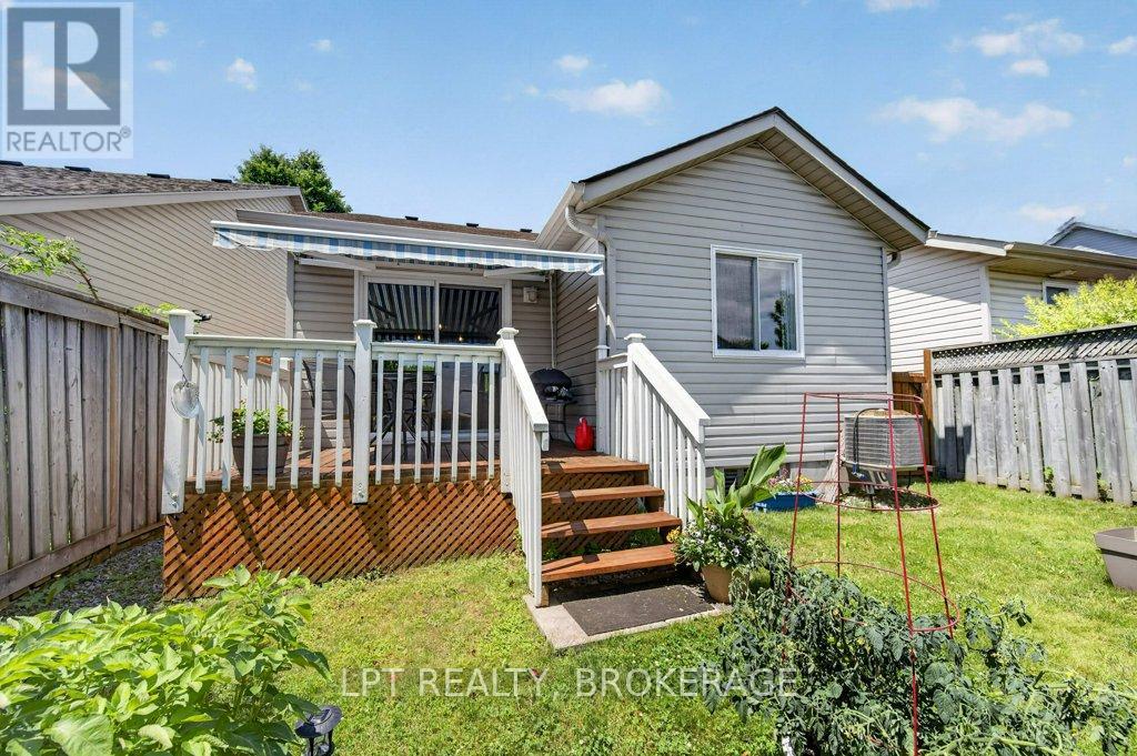 747 Shires Way, Kingston, Ontario  K7M 8X9 - Photo 3 - X13531084