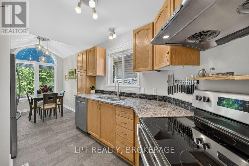 747 Shires Way, Kingston, Ontario  K7M 8X9 - Photo 6 - X13531084