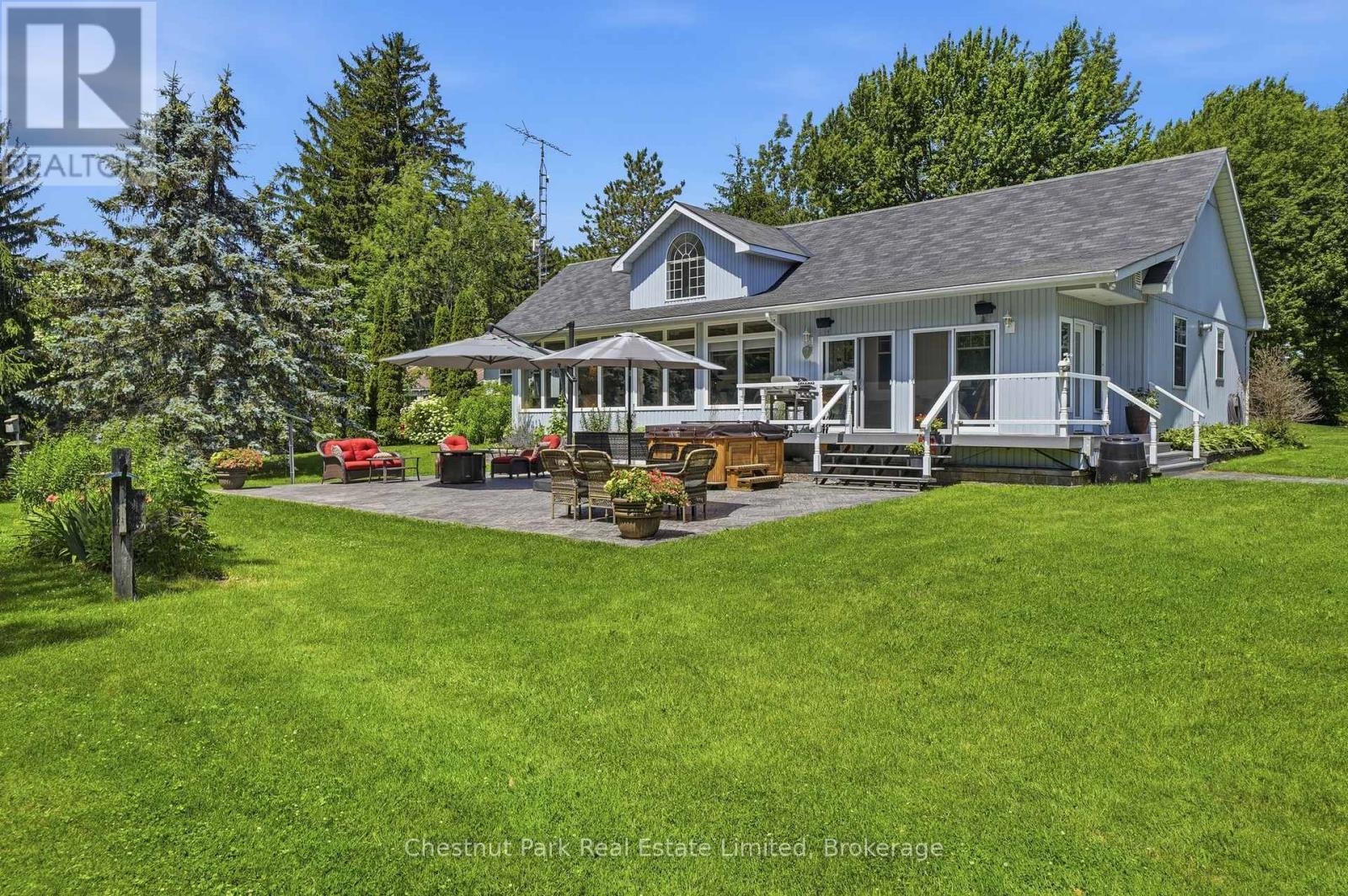 42 MORRISON POINT ROAD, Prince Edward County (South Marysburg Ward)