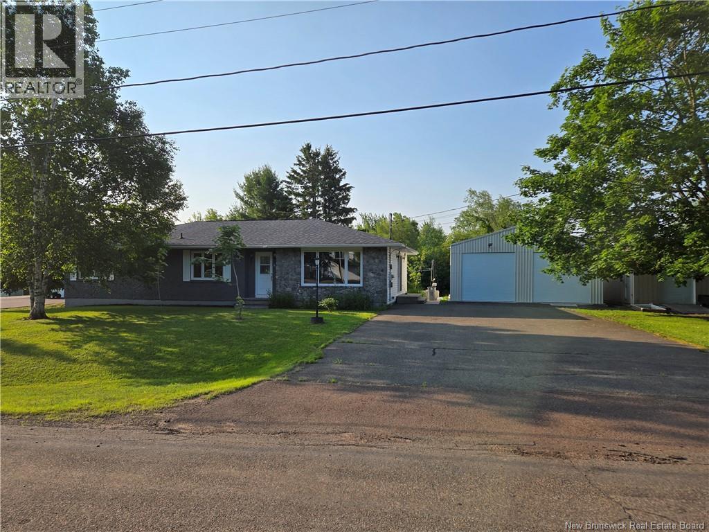 6 Dundas, Saint-Antoine, New Brunswick