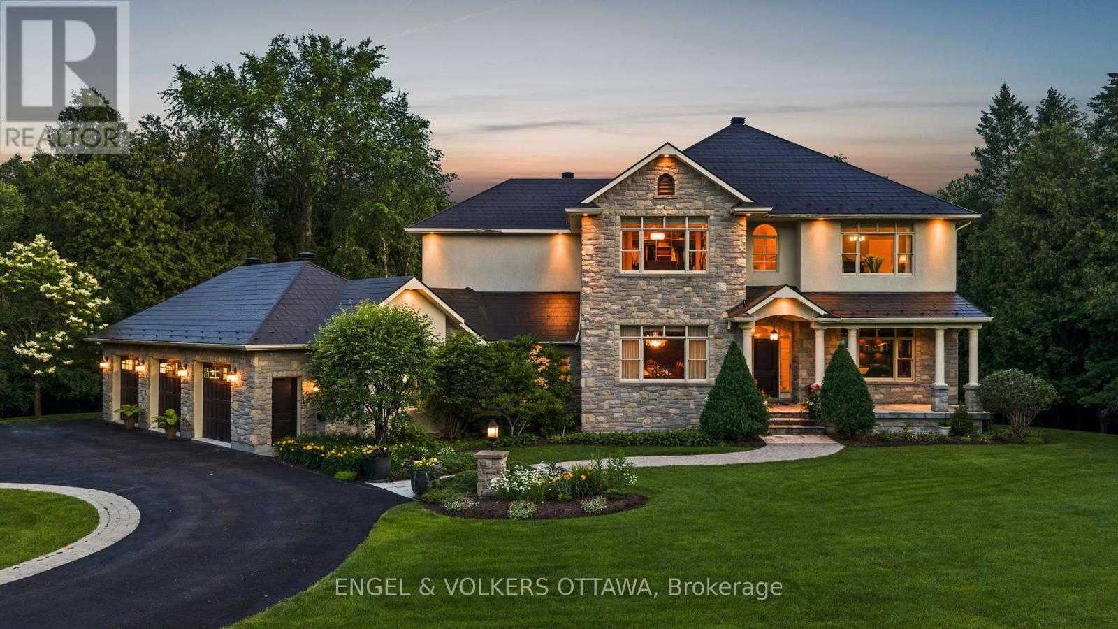 140 LADY LOCHEAD LANE, Ottawa, Ontario