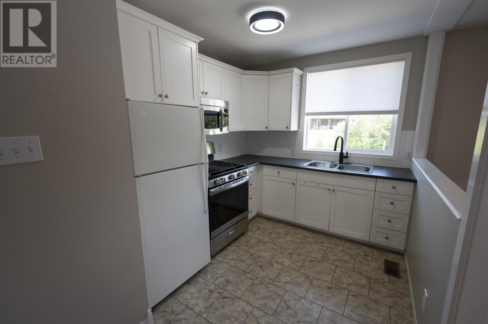 2306 Arthur Street West, Thunder Bay, Ontario  P7K 1B4 - Photo 11 - TB2601815