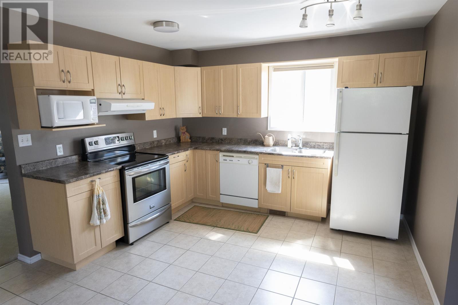374 Morse Street, Thunder Bay, Ontario  P7A 1G5 - Photo 6 - TB2601817