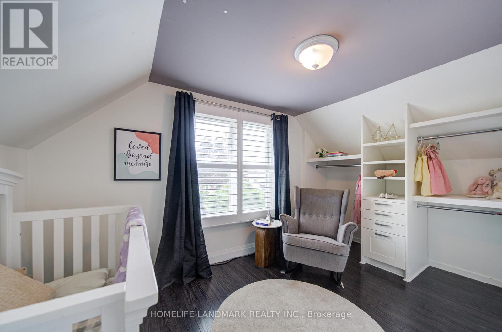 16 Warvet Crescent, Toronto, Ontario  M4B 1P3 - Photo 13 - E13530460
