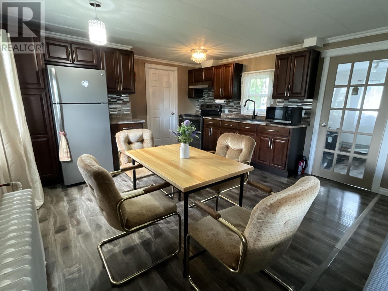 722 Starling Street, Summerside, Prince Edward Island  C1N 4Z8 - Photo 8 - 202616727