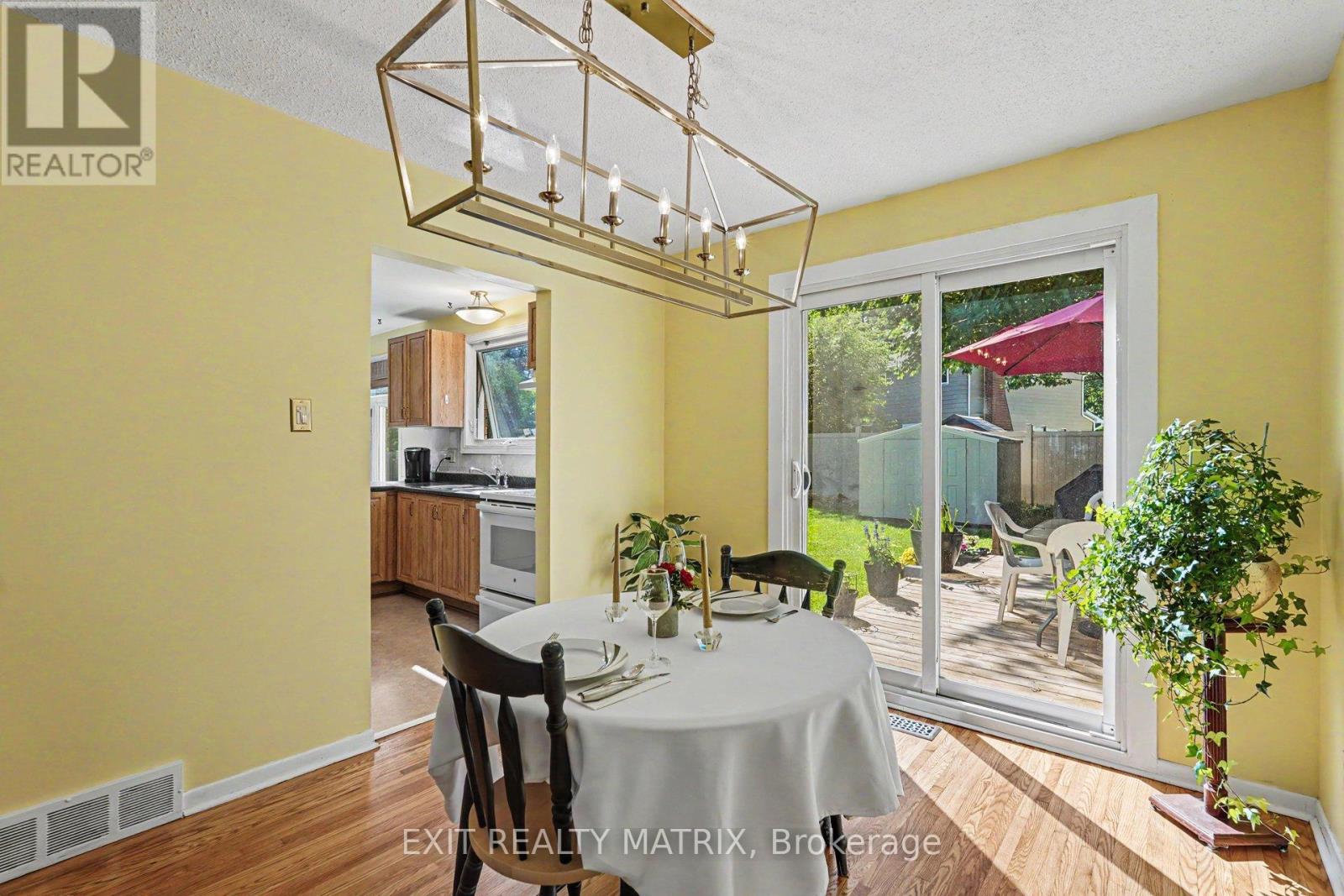 18 Highpark Crescent, Ottawa, Ontario  K1B 3G8 - Photo 11 - X13501090