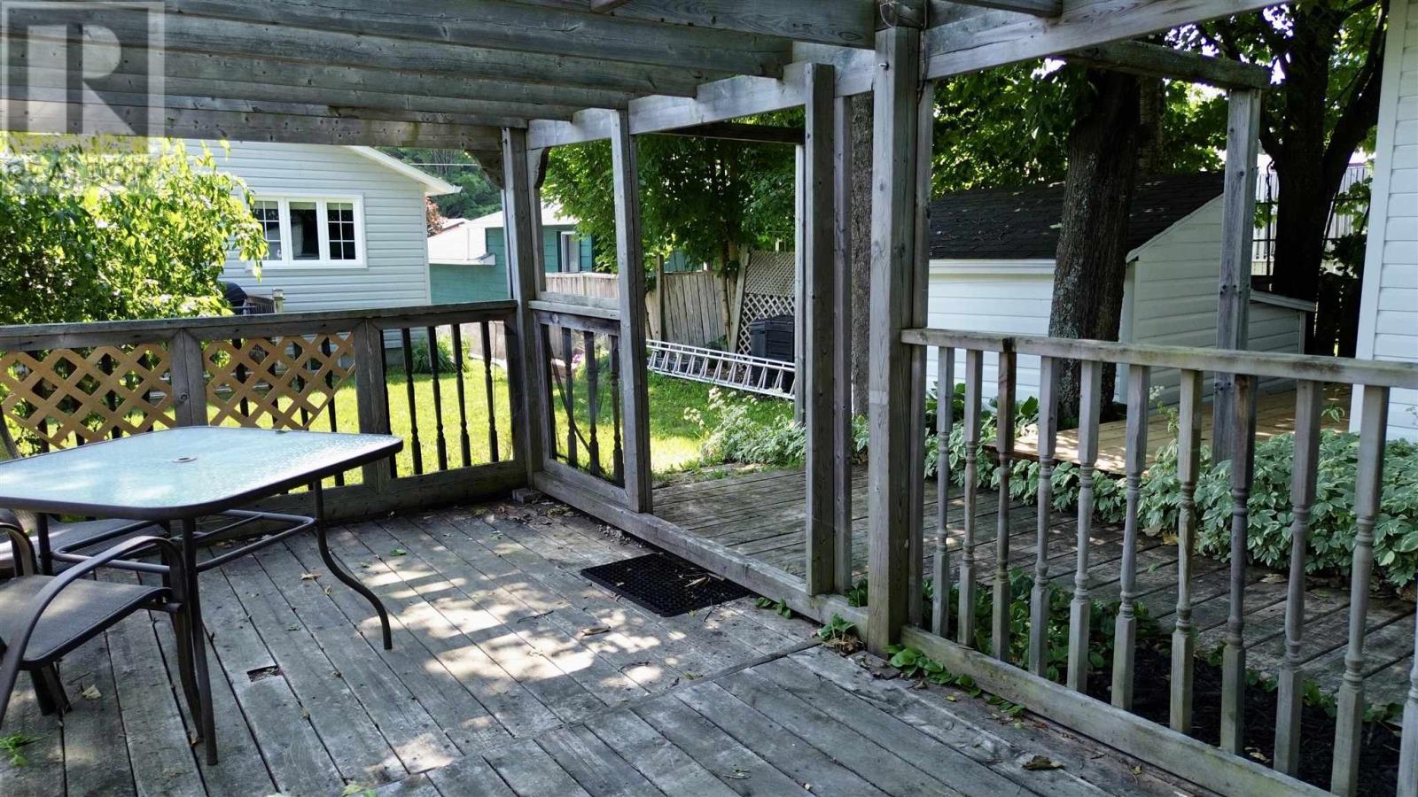 15 Colwill Dr, Elliot Lake, Ontario P5A 2Z6 - Photo 37 - SM261688