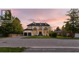 19 BLYTH STREET, Richmond Hill, Ontario