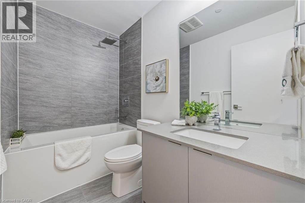 297 Oak Walk Drive Unit# 320, Oakville, Ontario  L6H 0H5 - Photo 9 - 40845445