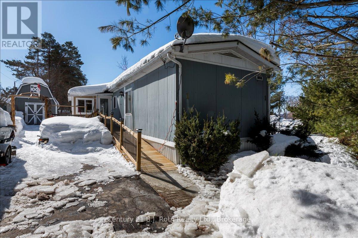 1 Smiths Lane, Midland, Ontario  L4R 0B9 - Photo 2 - S13531568