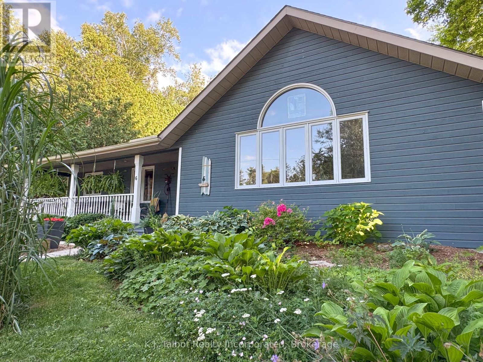 6 David Street E, Bluewater, Ontario  N0M 1G0 - Photo 2 - X13531442