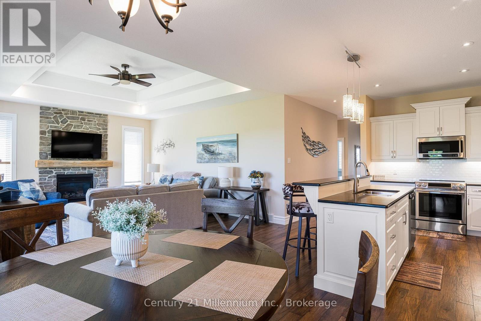 176 Cobble Beach Drive, Georgian Bluffs, Ontario  N0H 1S0 - Photo 12 - X13531482