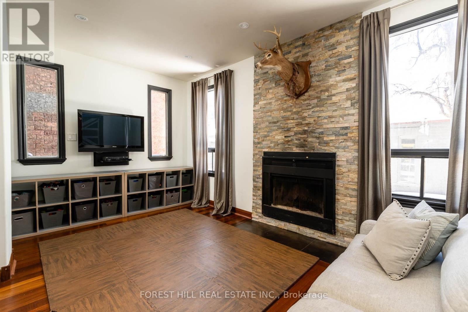 80 NORTHCOTE AVENUE Toronto (Trinity-Bellwoods), ON M6J 3K3