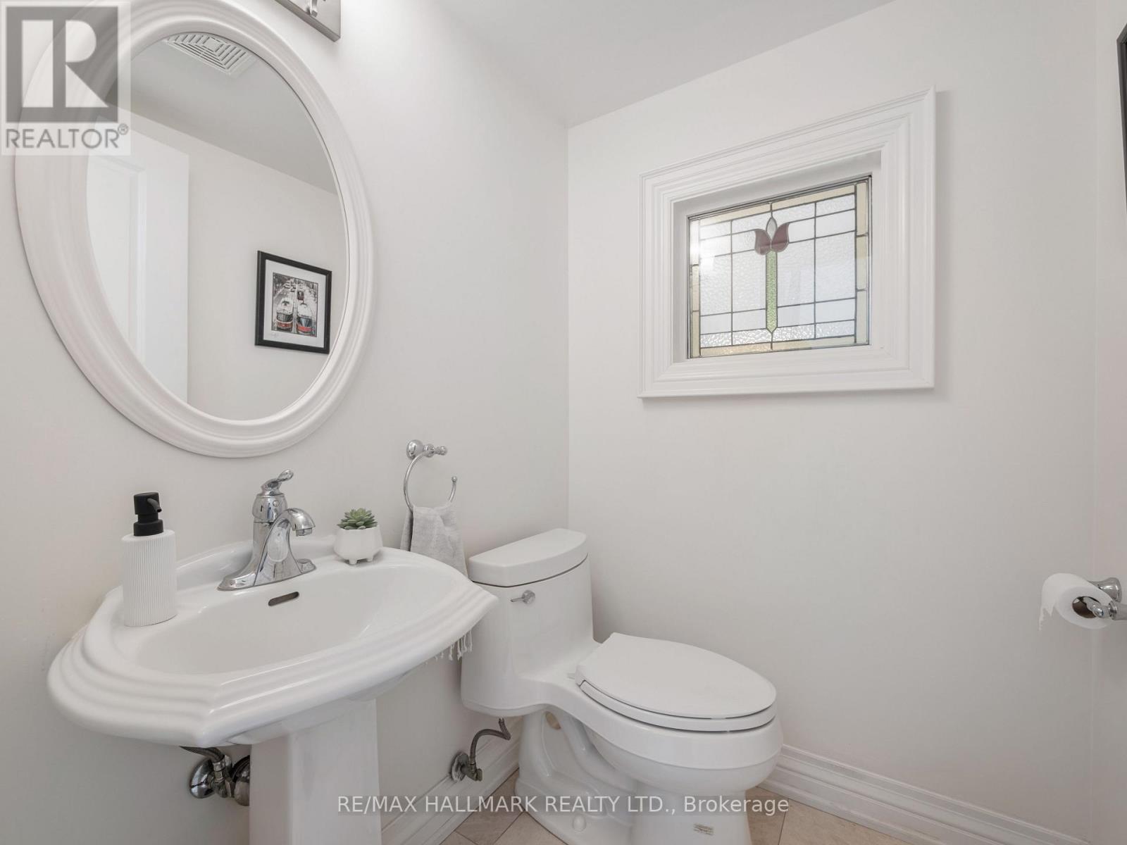 39 Glenforest Road, Toronto, Ontario  M4N 1Z7 - Photo 21 - C13531376